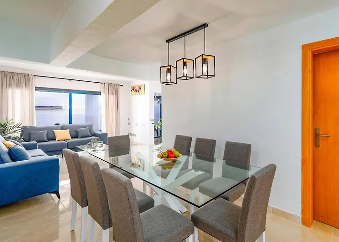 Sundar By Villa Playa Blanca (Lanzarote)